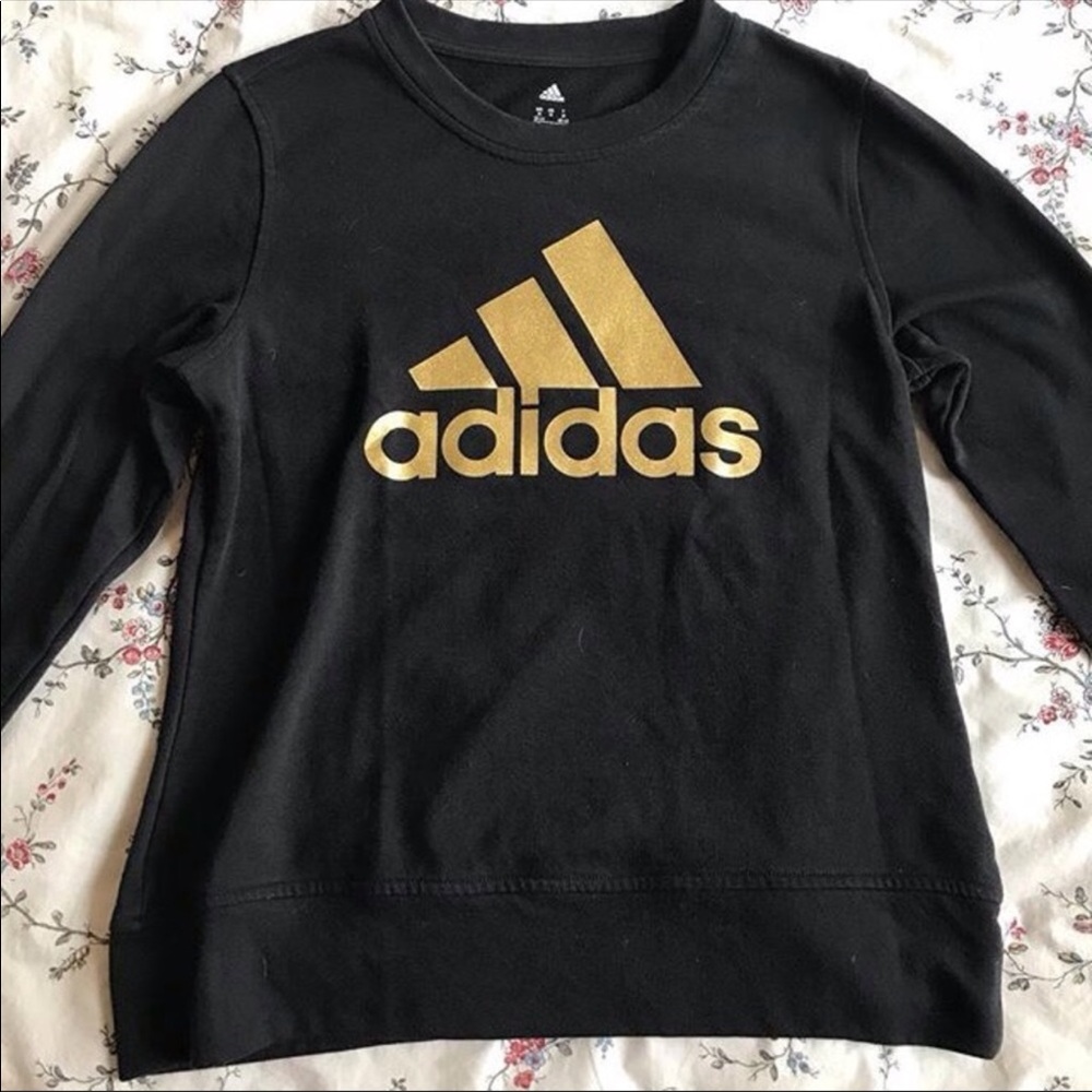 Adidas sweatshirt! 😁😁
